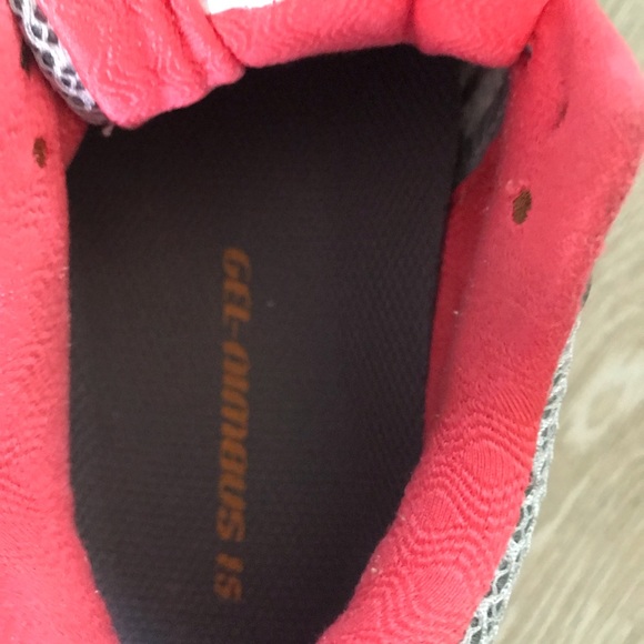 ASICS Nimbus-15 woman size 8 - Picture 7 of 8